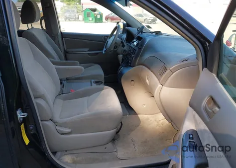 2009 Toyota Sienna Le from USA, damaged, VIN 5TDZK23CX9S272052